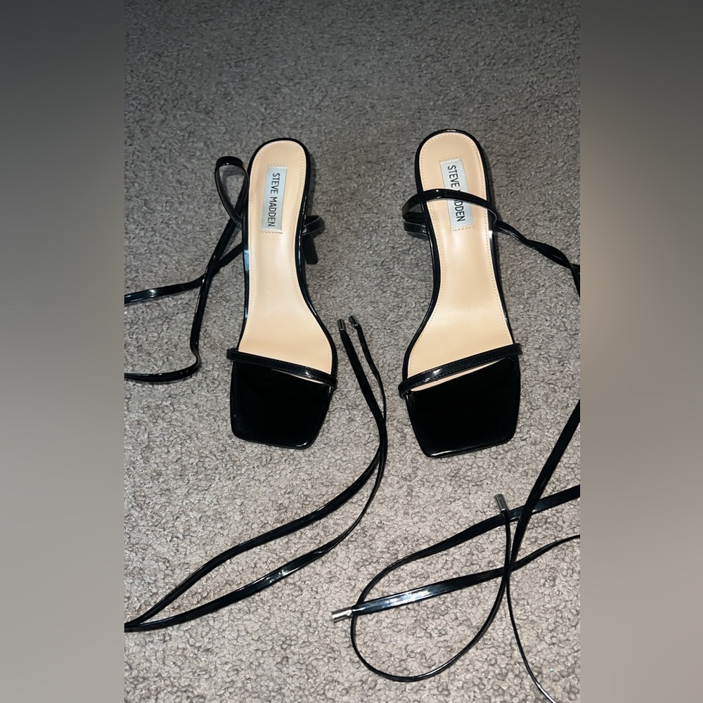 Steve Madden lace up heel, size 8.5